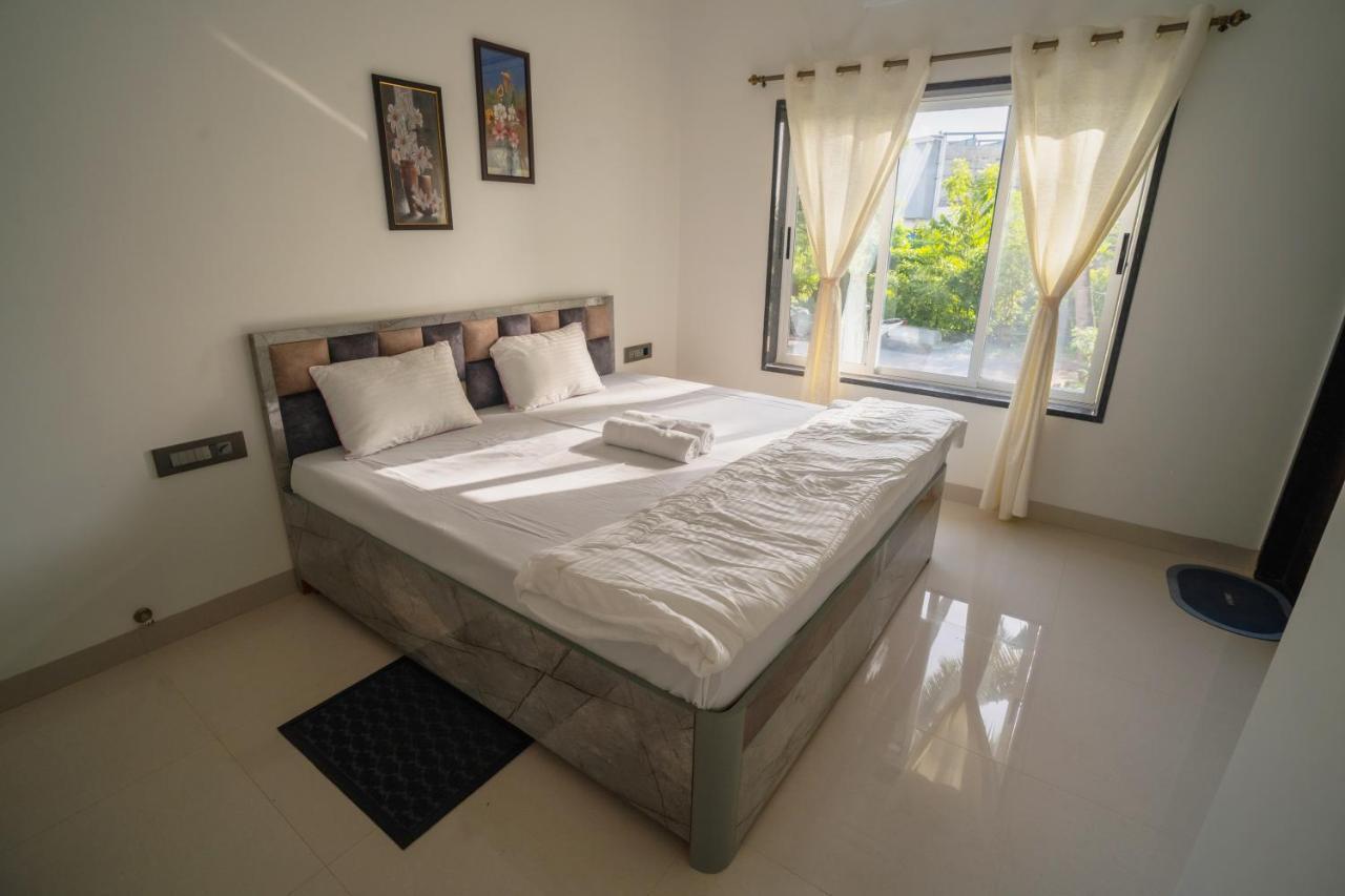 Almond Villa Алибаг Екстериор снимка